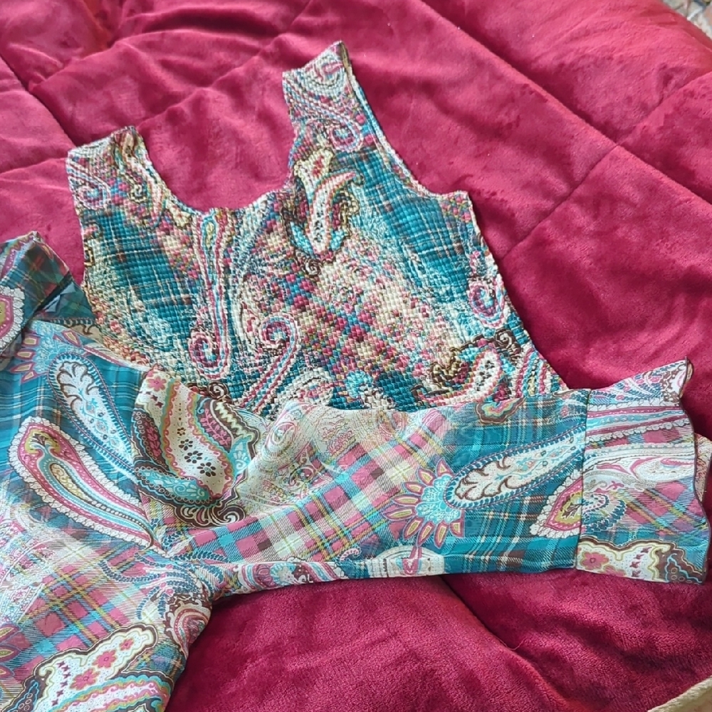 Colorful Paisley Tank Top with blouse 2 PC